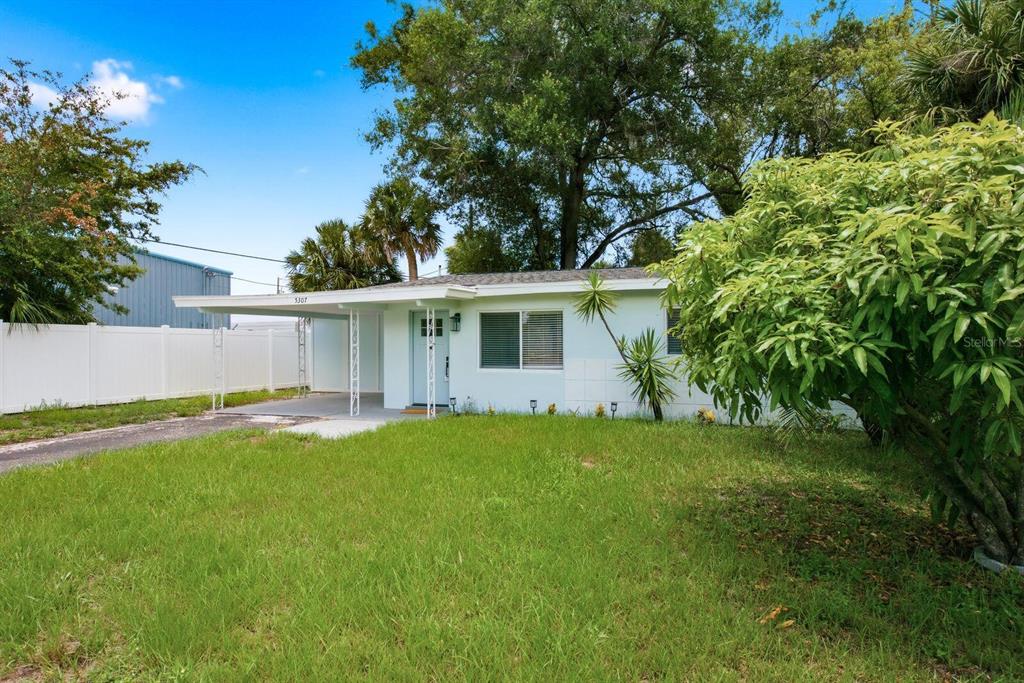 5307 Berkley Road New Port Richey, FL 34652 - Photo 2 of 25 Gallery Image 2