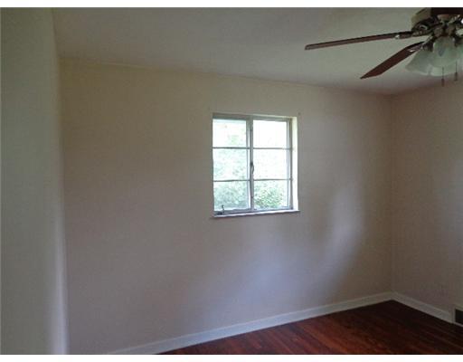 2133 West Mile Road Springfield, OH 45503 - Photo 7 of 10