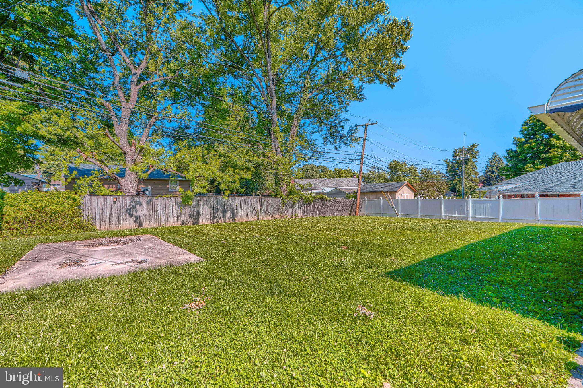 3708 Cassen Road Randallstown, MD 21133 - Photo 35 of 38 a view of yard with grass and a trees