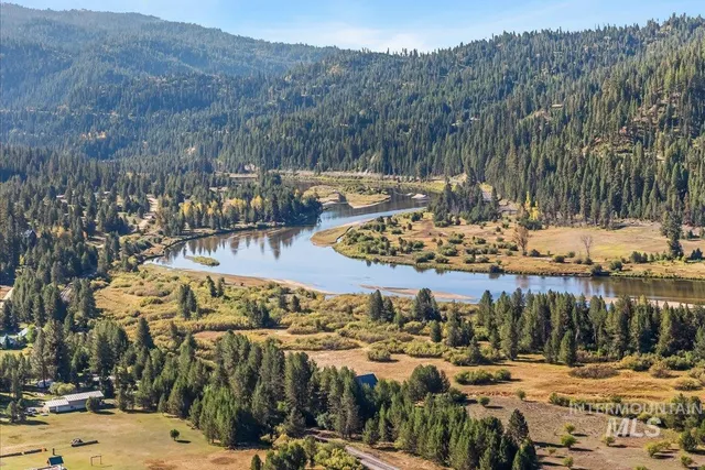 $699,000 | 9734 Moore Drive, Smiths Ferry, ID 83611