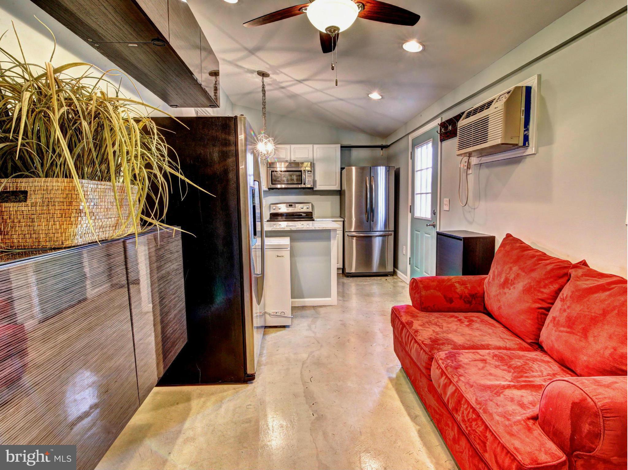 201 Ken Culbert Jr. Road Purcellville, VA 20132 - Photo 26 of 30 Interior (General)