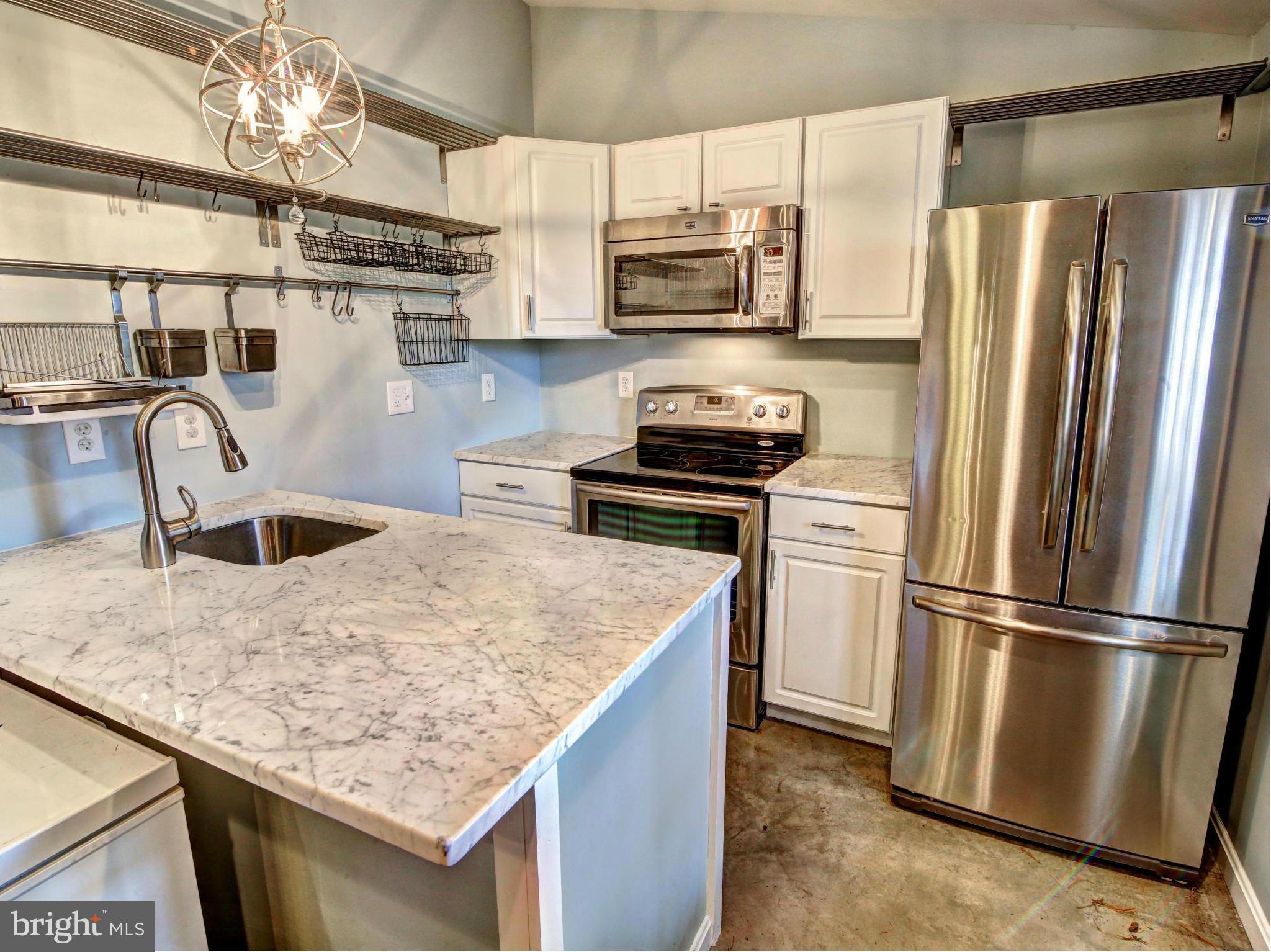 201 Ken Culbert Jr. Road Purcellville, VA 20132 - Photo 27 of 30 Bath (Master)