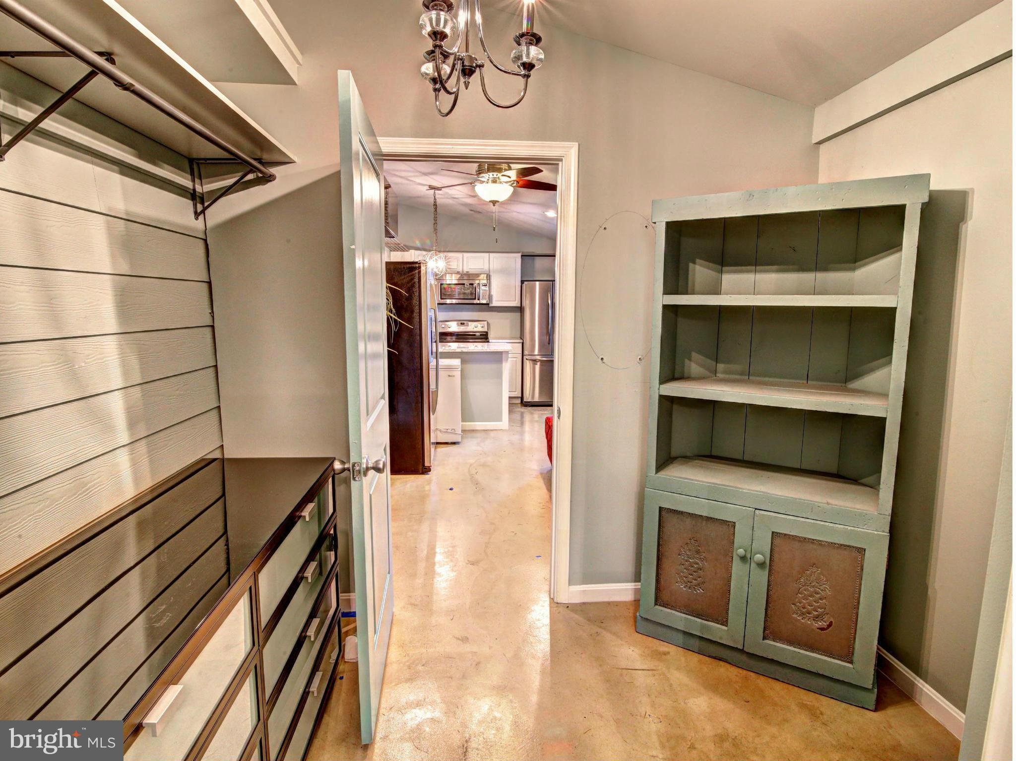 201 Ken Culbert Jr. Road Purcellville, VA 20132 - Photo 28 of 30 Interior (General)