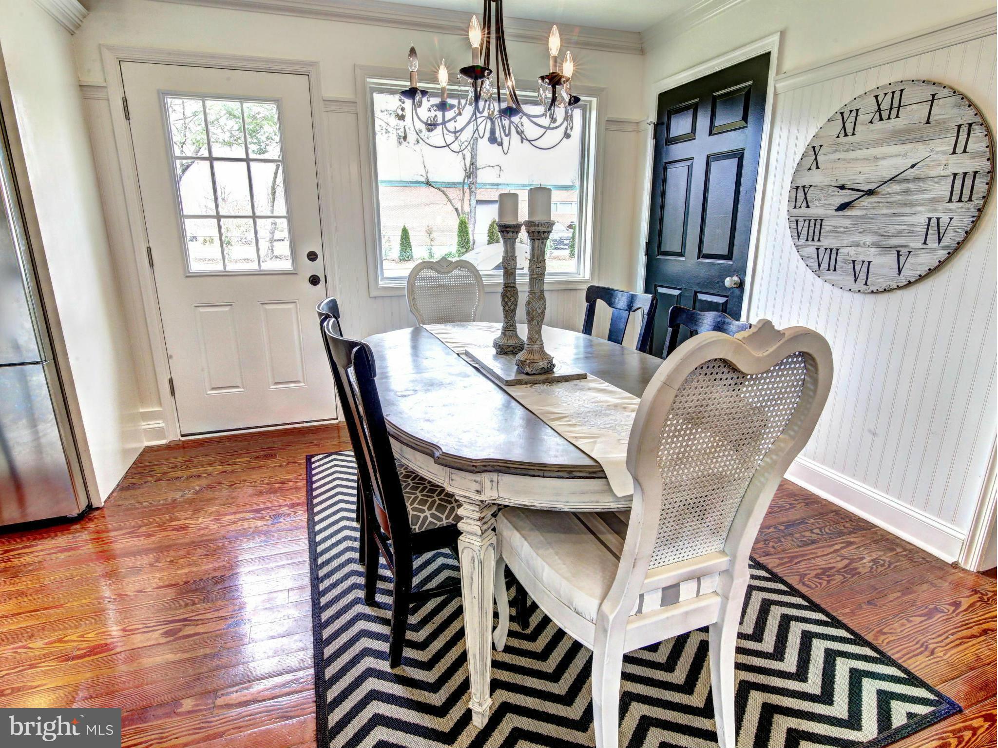 201 Ken Culbert Jr. Road Purcellville, VA 20132 - Photo 9 of 30 Dining Room