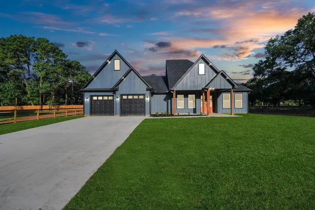 $495,000 | 15315 Alchester Lane, Plantersville, TX 77363