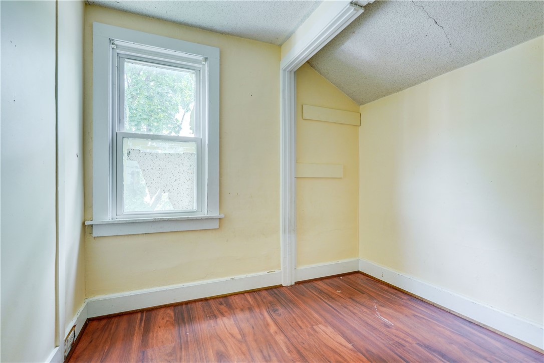 420 Gregory Street Rochester, NY 14620 - Photo 28 of 33
