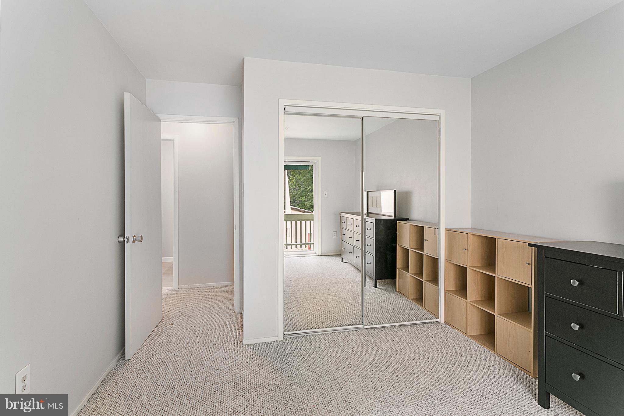 11664 Mediterranean Court Reston, VA 20190 - Photo 17 of 30 Bedroom