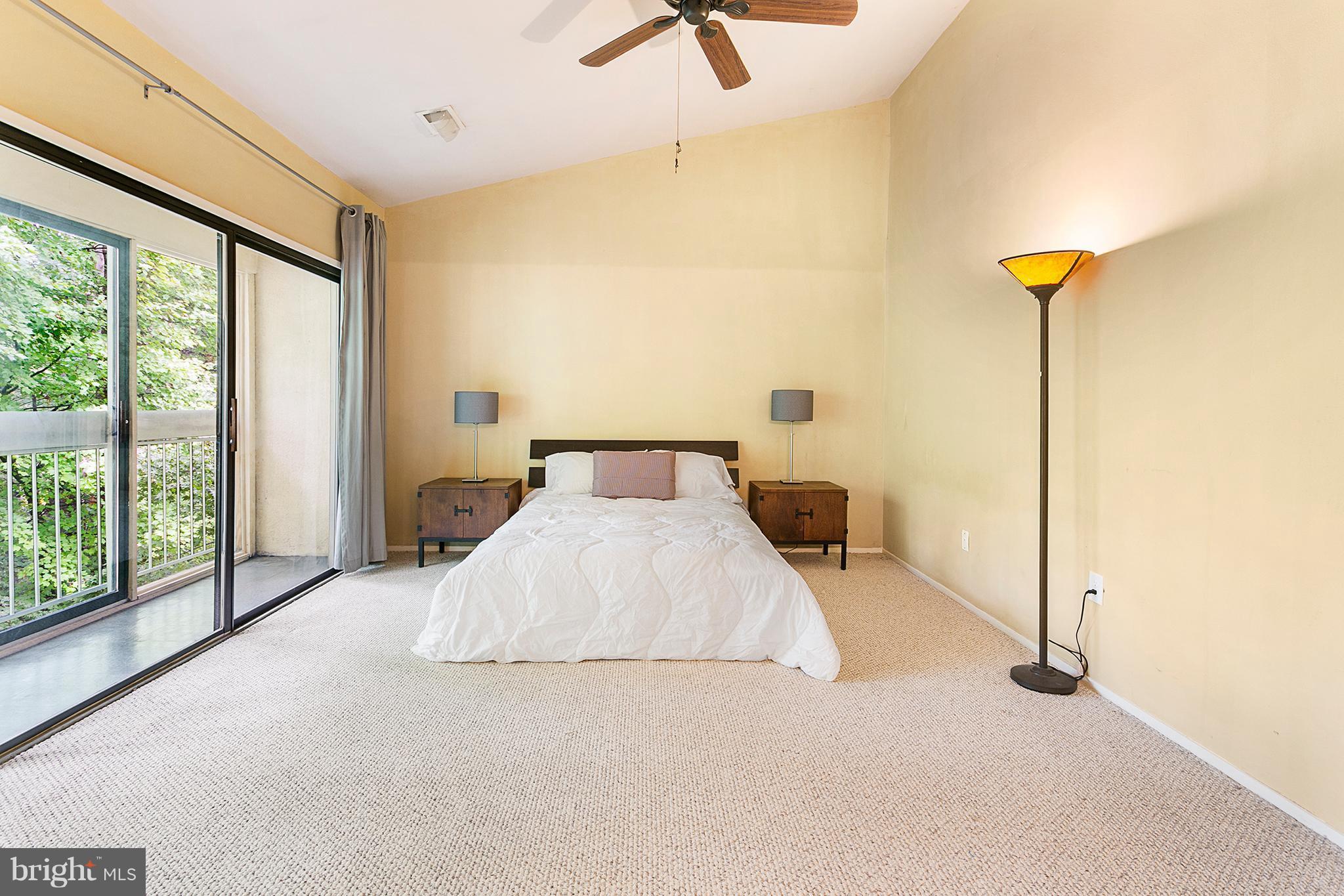 11664 Mediterranean Court Reston, VA 20190 - Photo 21 of 30 Bedroom (Master)