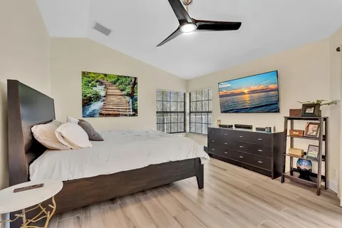 $750,000 | 6207 La Vida Terrace, Boca Raton, FL 33433