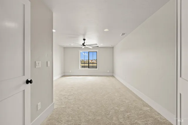 $924,777 | 1090 East Crescendo Street, Meridian, ID 83642