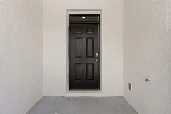 $2,400 | 17709 Crescent Moon Loop, Bradenton, FL 34211