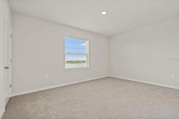 $2,400 | 17709 Crescent Moon Loop, Bradenton, FL 34211