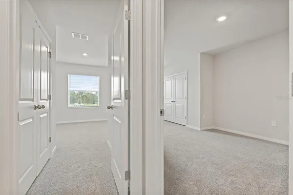 $2,400 | 17709 Crescent Moon Loop, Bradenton, FL 34211