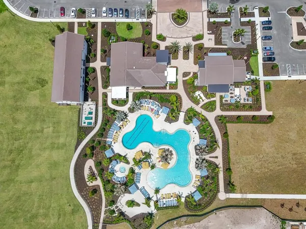 $2,400 | 17709 Crescent Moon Loop, Bradenton, FL 34211