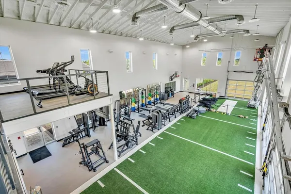 $2,400 | 17709 Crescent Moon Loop, Bradenton, FL 34211