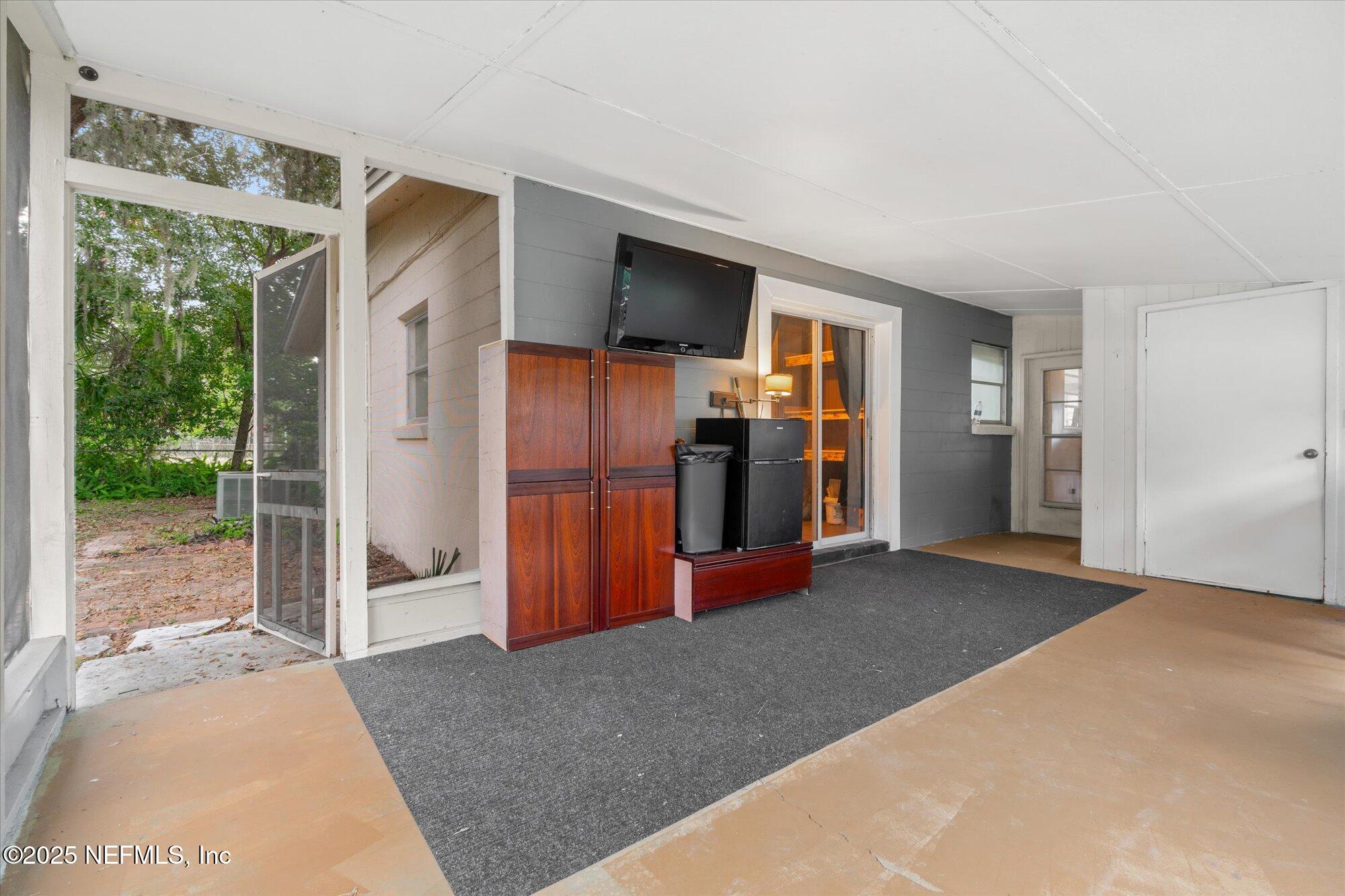 2025 Kate Street Palatka, FL 32177 - Photo 28 of 36 a view of livingroom with hardwood floor