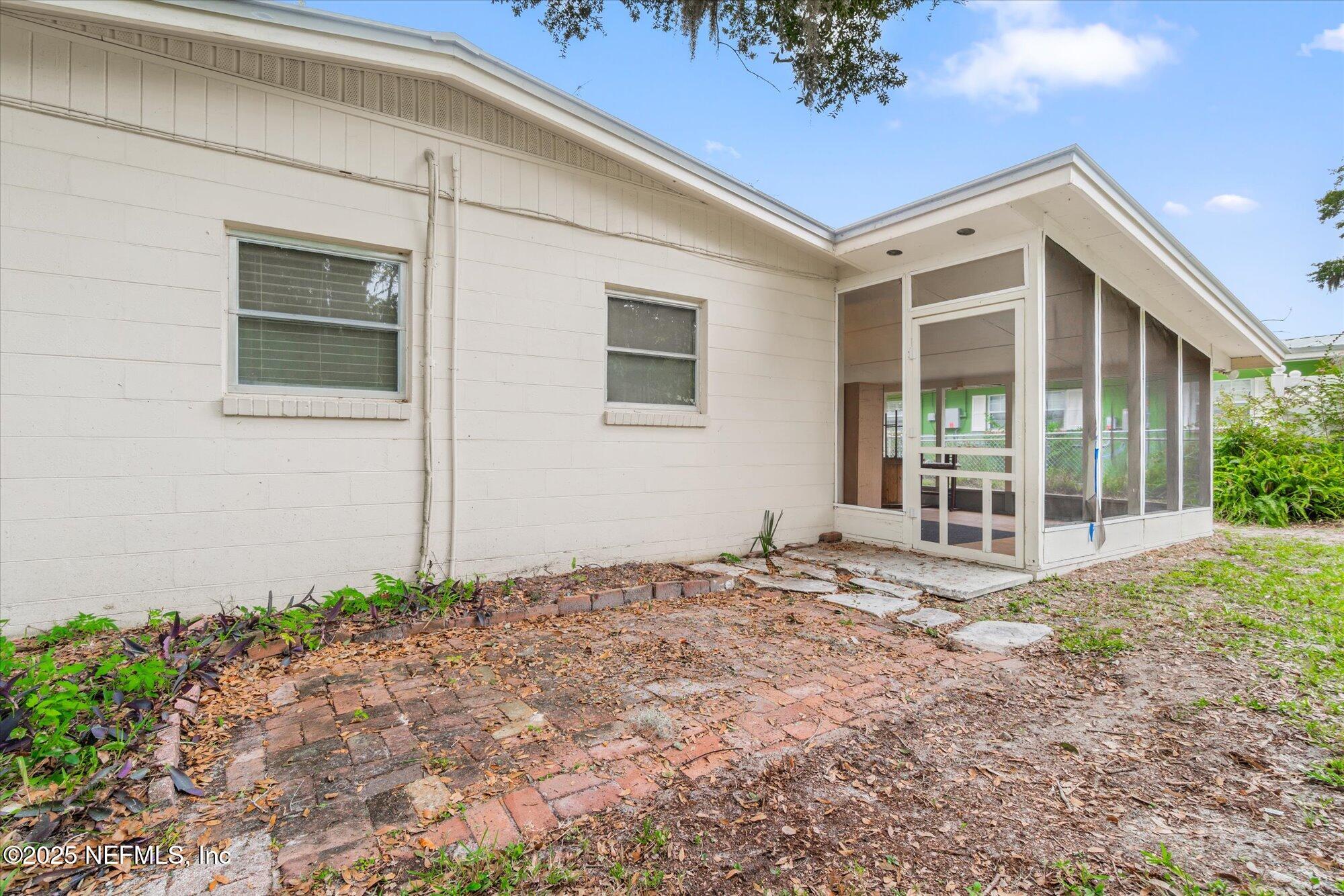 2025 Kate Street Palatka, FL 32177 - Photo 29 of 36 a view of a backyard of a house
