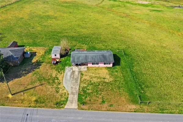 $230,000 | 93 Euharlee Street, Taylorsville, GA 30178