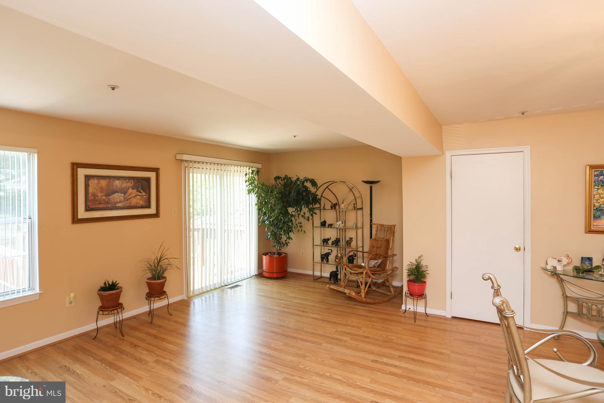 8581 Ritchboro Road District Heights, MD 20747 - Photo 9 of 18 Living Room