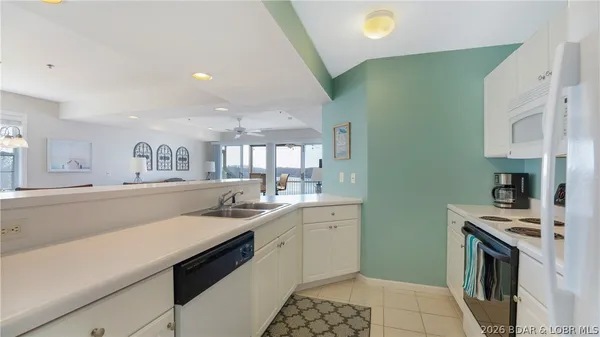 $295,000 | 1101 Harbour Towne Drive, Unit 1101, Lake Ozark, MO 65049
