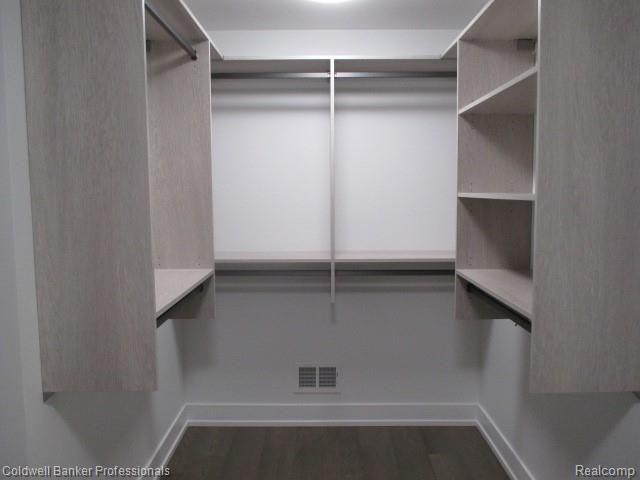 4107 Buckingham Road Royal Oak, MI 48073 - Photo 27 of 46 MASTER CLOSET - SECOND VIEW