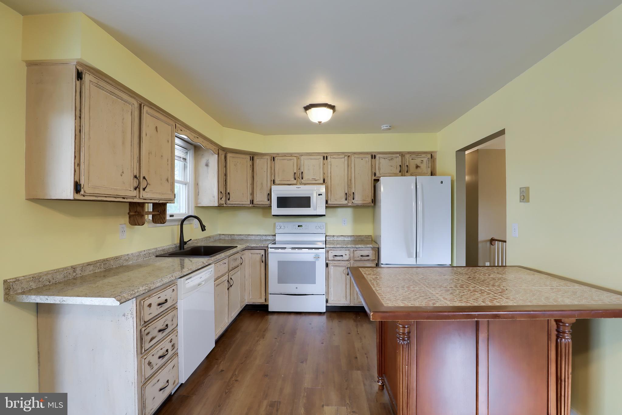 8208 Elizabethtown Road Elizabethtown, PA 17022 - Photo 13 of 47