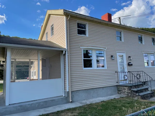 $1,950 | 3 Delaware Street, Port Jervis, NY 12771