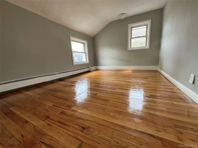 $1,950 | 3 Delaware Street, Port Jervis, NY 12771