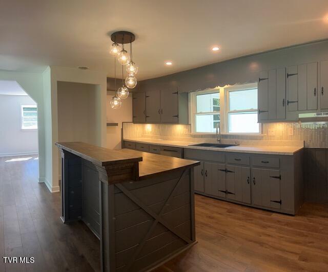 335 Cheyenne Road Bristol, VA 24201 - Photo 3 of 25 chey4