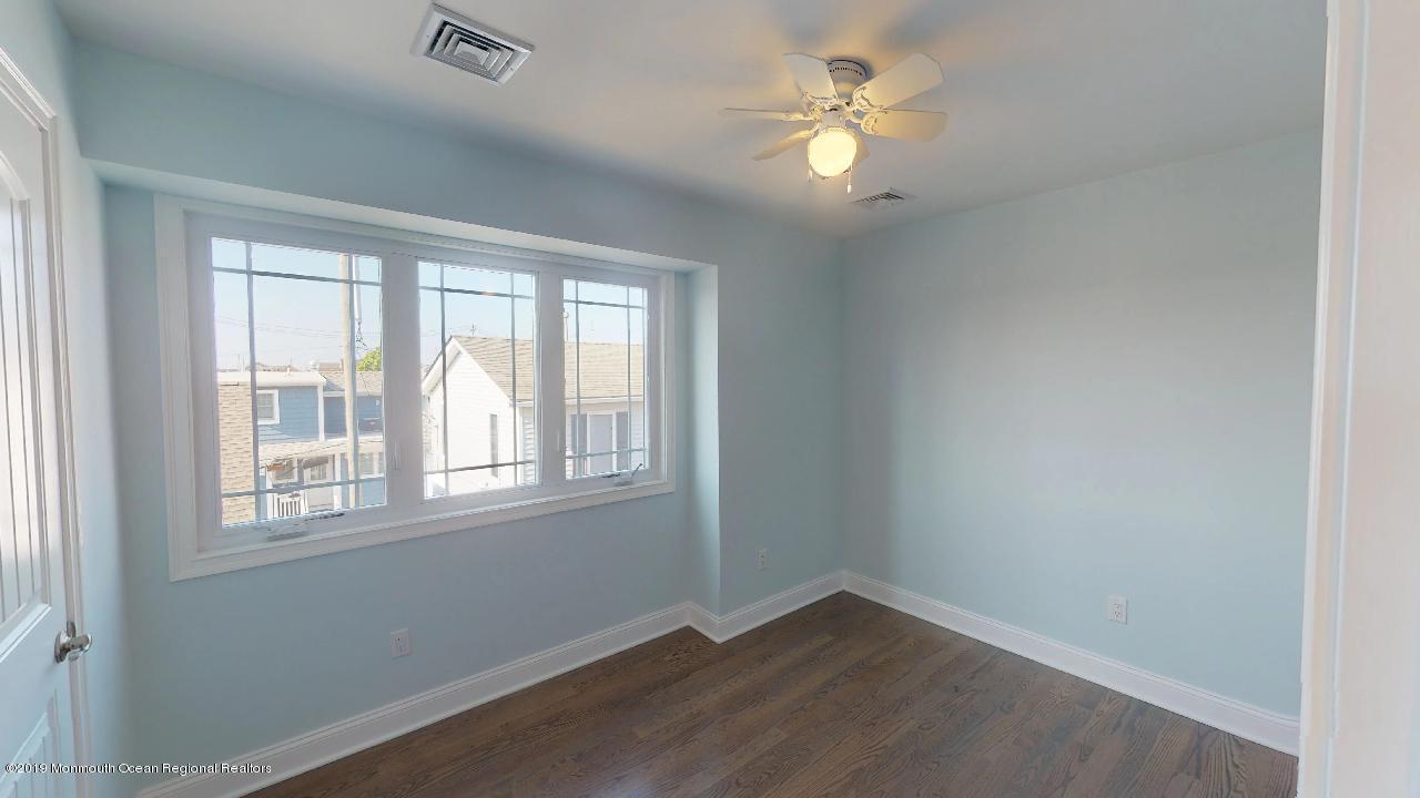 116 Del Monte Road Lavallette, NJ 08735 - Photo 10 of 38 116-Del-Monte-Rd-Monterey-Beach-NJ-07172