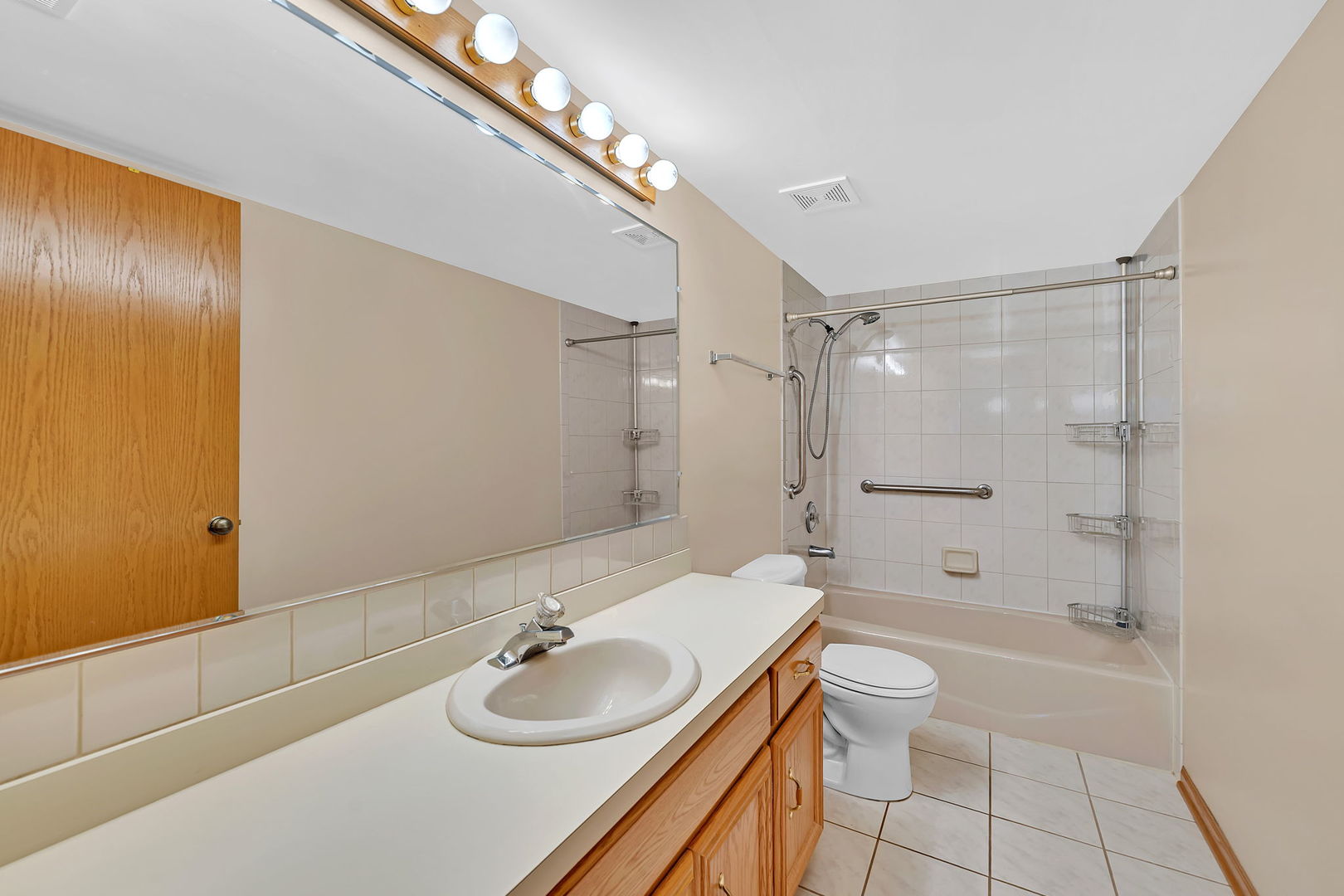 5041 139th Place, Unit 406 Crestwood, IL 60418 - Photo 19 of 28