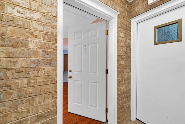 $200,000 | 5041 139th Place, Unit 406, Crestwood, IL 60418