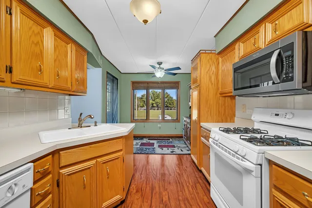 $200,000 | 5041 139th Place, Unit 406, Crestwood, IL 60418