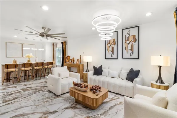 $194,500 | 2904 Camellia Drive, Slidell, LA 70458