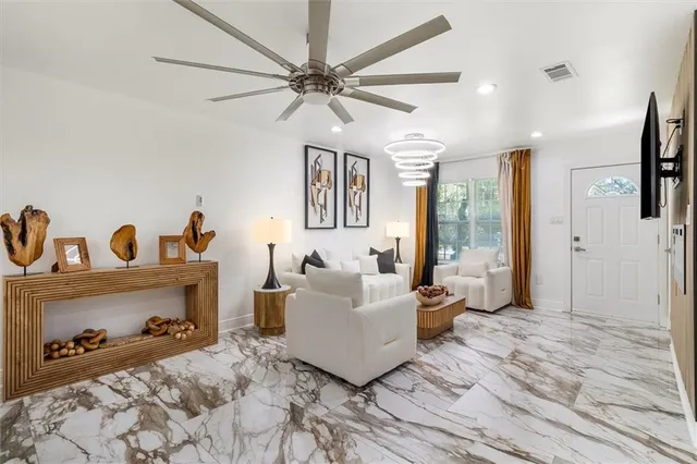 $194,500 | 2904 Camellia Drive, Slidell, LA 70458