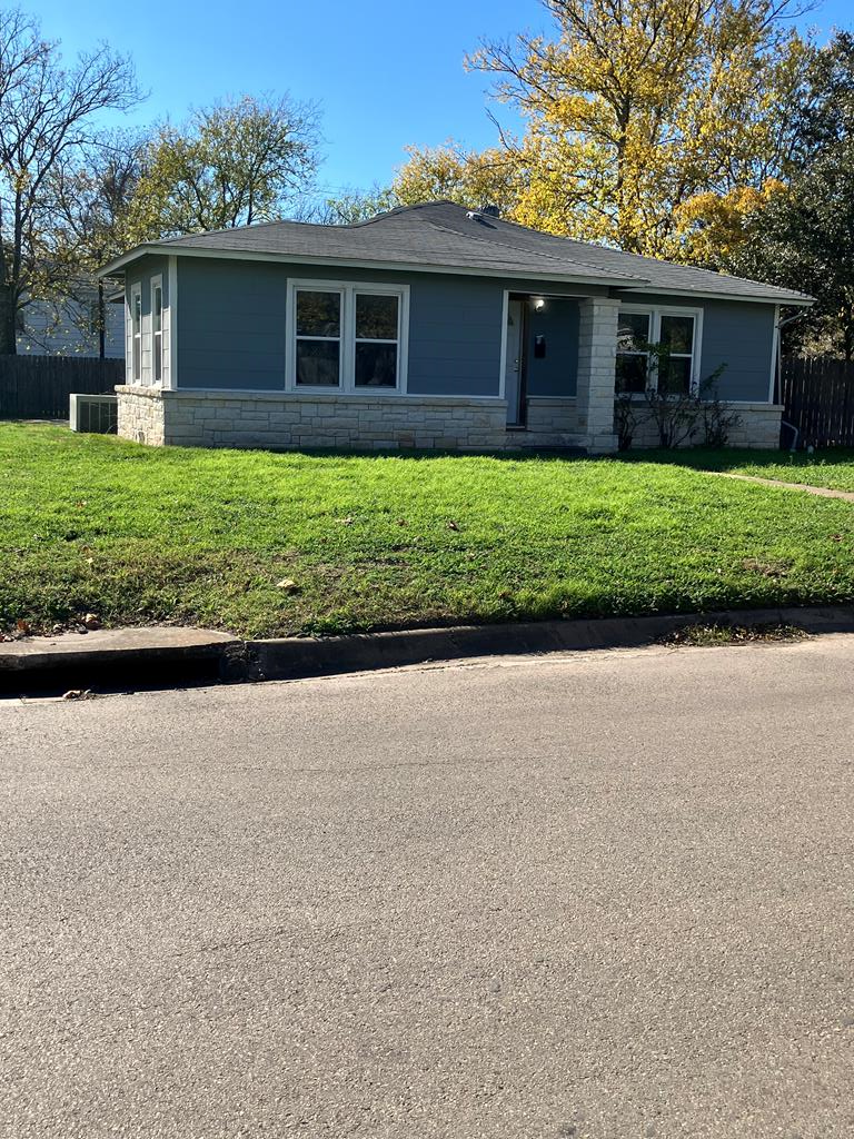329 West Main St  