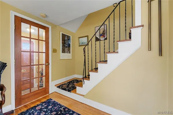 $329,900 | 135 Louvaine Drive, Tonawanda, NY 14223