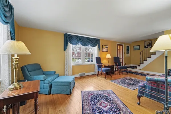 $329,900 | 135 Louvaine Drive, Tonawanda, NY 14223