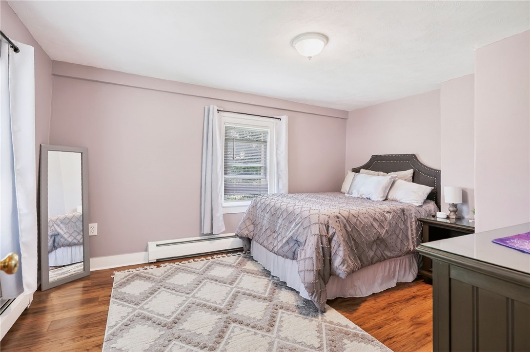 364 Island Cottage Road Greece, NY 14612 - Photo 14 of 49