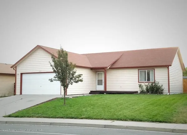 $2,400 | 2519 Acacia Avenue, Rifle, CO 81650