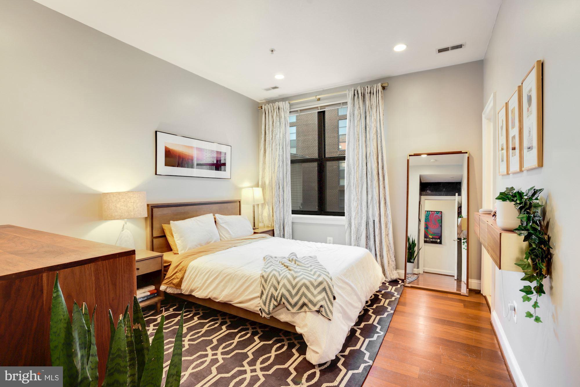 1210 V Street Northwest, Unit 5 Washington, DC 20009 - Photo 16 of 27