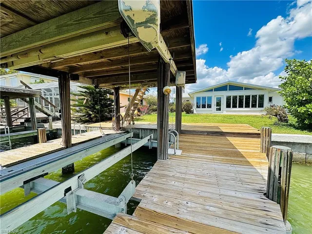 a view of a porch with furniture