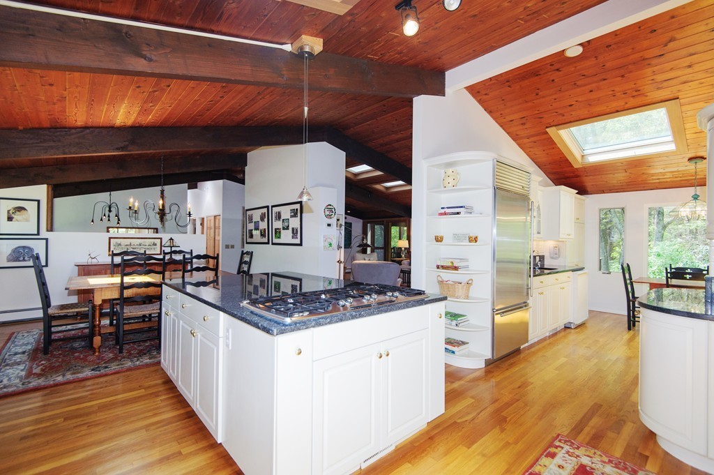 106 Pope Road Acton, MA 01720 - Photo 8 of 26 Gallery Image 8