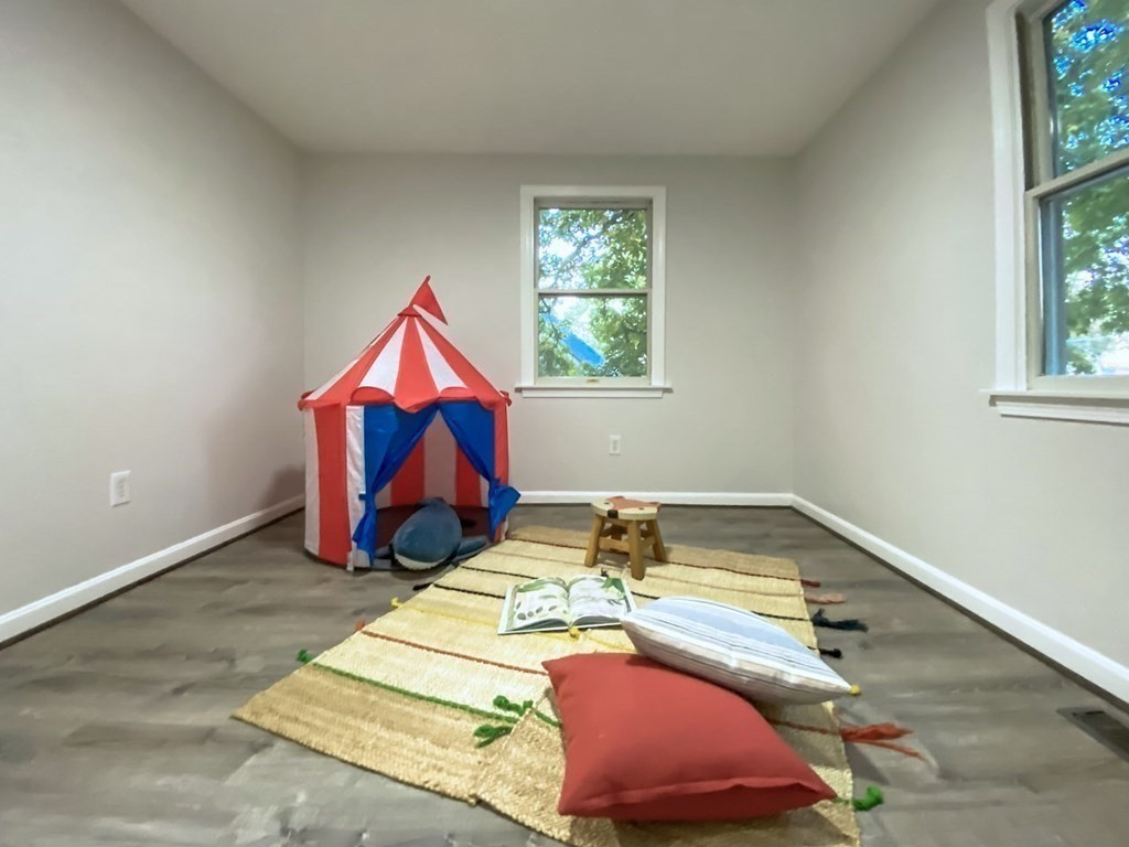 17 Rockway Road Peabody, MA 01960 - Photo 29 of 36 Gallery Image 29