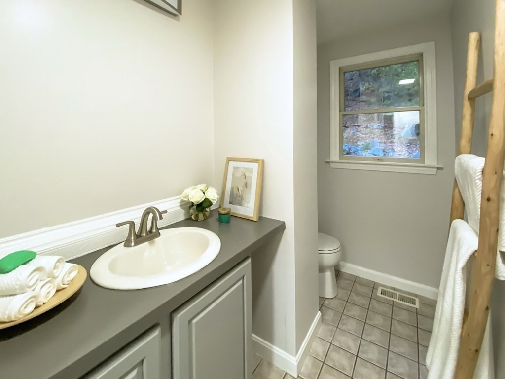 17 Rockway Road Peabody, MA 01960 - Photo 35 of 36 Gallery Image 35