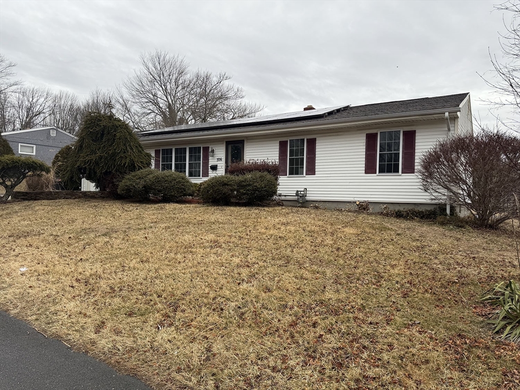 706 Mohawk Road Somerset, MA 02726 - Photo 1 of 33 a view of a yard in front of a house