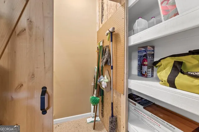 $596,000 | 1001 Water Front Road, Greensboro, GA 30642