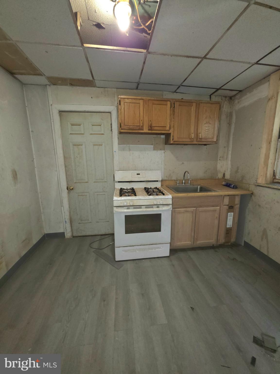 5929 Spring Street Philadelphia, PA 19139 - Photo 4 of 12