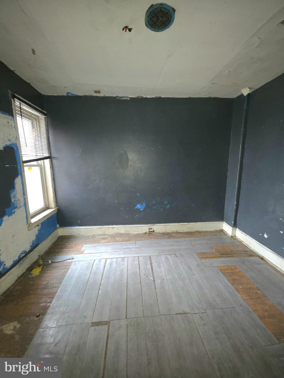 5929 Spring Street Philadelphia, PA 19139 - Photo 7 of 12