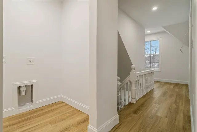 $4,000 | 2 Elmwood Street, Unit 2, Amesbury, MA 01913